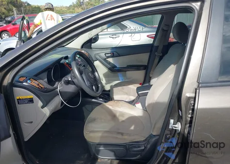 2011 Kia Forte Ex z USA, uszkodzony, nr VIN KNAFU4A26B5356056